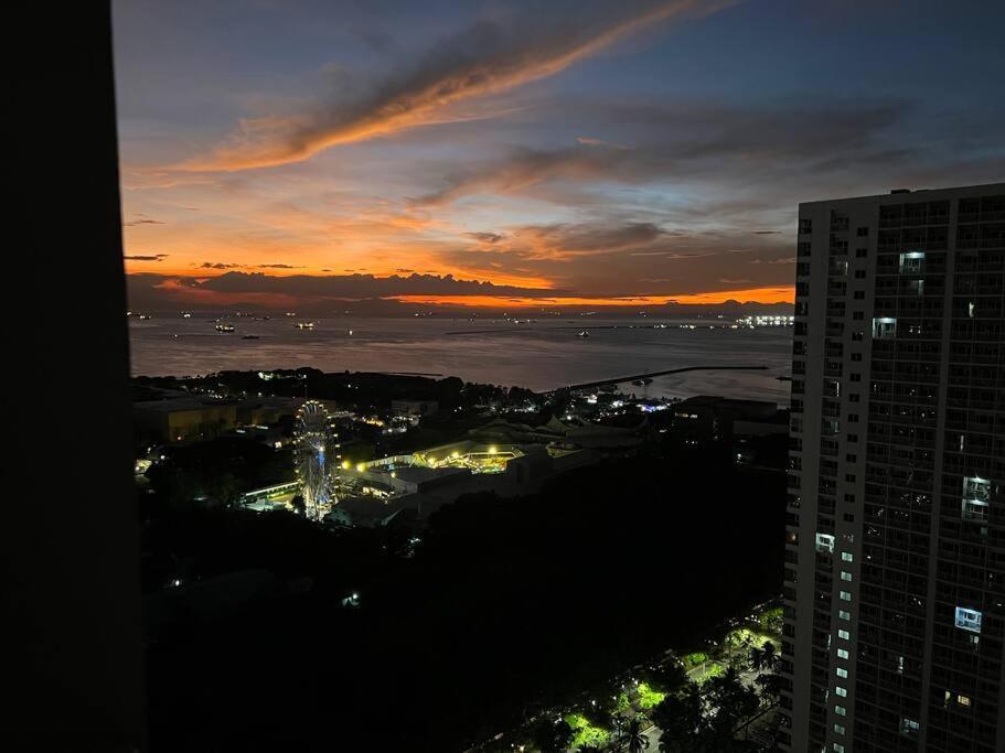 Beautiful 1Bed Condo Nr Airport, Moa, Makati, Bay Manila Eksteriør bilde